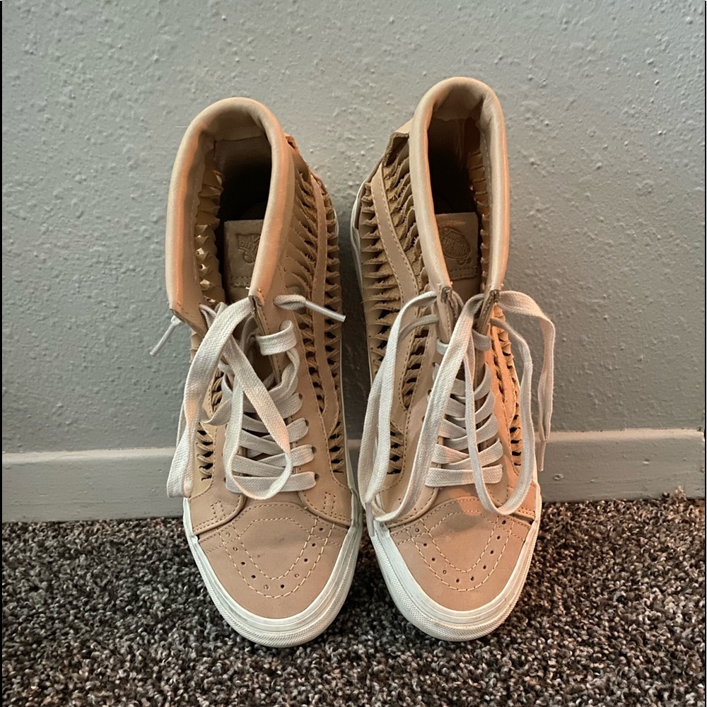 Light Pink- VANS “Off The Wall” shoes. Size 9.0 US Women or 7.5 US Men!
